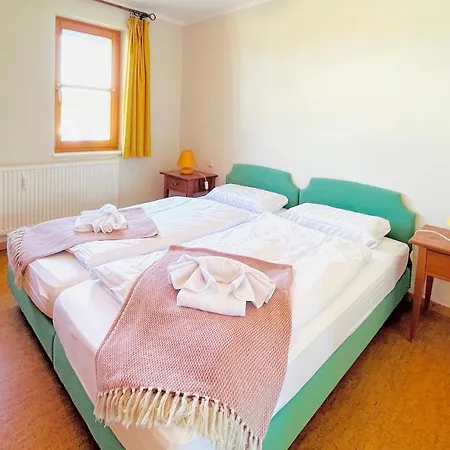 Im Fischerdorf Unterm Reetdach Apartment