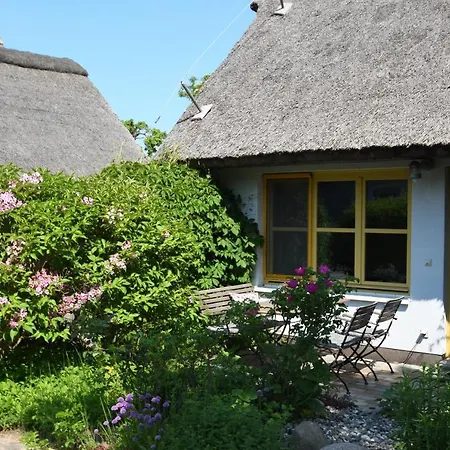 Im Fischerdorf Unterm Reetdach Apartment *