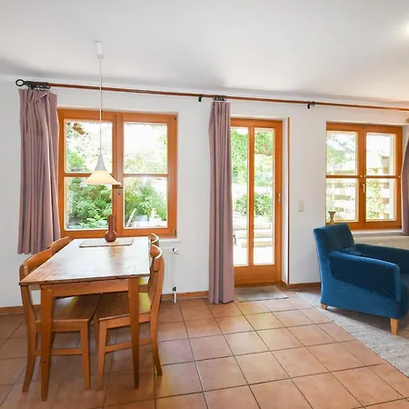 Im Fischerdorf Unterm Reetdach Apartment