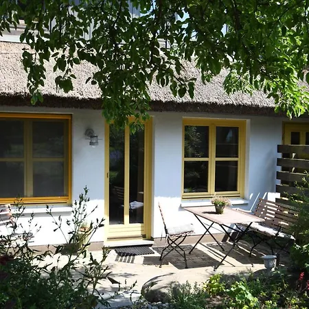 Im Fischerdorf Unterm Reetdach *
